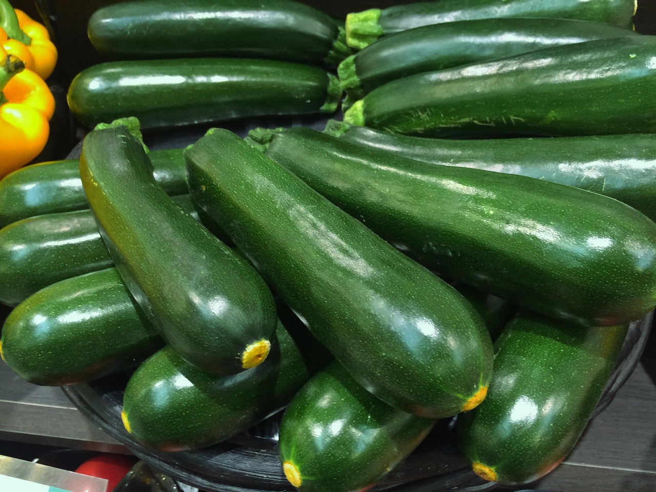Garden Spineless Zucchini